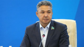 Фотография к новости: Тарихымызды Ресей империясы және Кеңес үкіметімен байланыстыру дұрыс емес – Перуашев