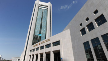 Фотография к новости: Әлеуметтік салаға 8  трлн теңге  бөлінеді. Үкімет 3 жылдық бюджетті мақұлдады