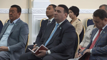 Фотография к новости: Жолдау халық көтерген мәселелерді қаузады – облыстық мәслихат депутаттары