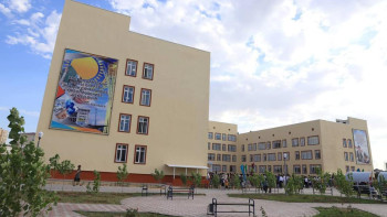 Фотография к новости: Ақтауда 1200 орындық жаңа мектеп ашылды