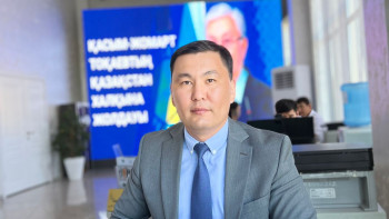 Фотография к новости: Президент Жолдауда еңбекқор әрі кәсіби маман ең сыйлы адам болу керектігін айтты – Нүркен Аралбеков