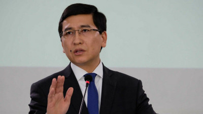 Аймағамбетов қандай пәндердің сағаттары көбейетінін айтты