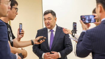 Фотография к новости: Нұр-Сұлтан атауын өзгерту: қоғам талабын ескеру қажет – Дархан Қыдырәлі