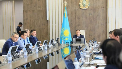 Ералы Тоғжанов Президент Жолдауын жүзеге асыру мәселелері бойынша жиын өткізді