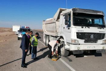 Фотография к новости: Жамбылда жүк көліктері жүрісінің бақылаусыздығы жолдың сапасын құртты – басқарма басшысы