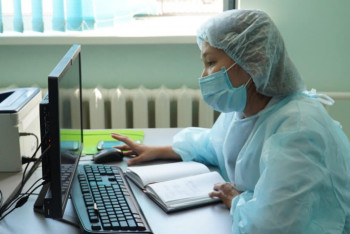 Фотография к новости: Елдегі онкологиялық орталықтарда дәрігерлер тегін қабылдау өткізеді