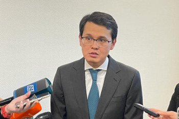 Фотография к новости: Министр интернет сапасын тик-ток түсіретін балалар санының артуымен түсіндірді