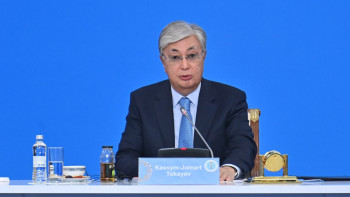 Фотография к новости: Тоқаев Рим папасына: Сіздің үндеуіңіз миллиондаған адамға үміт сыйлады