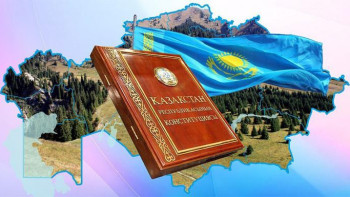 Фотография к новости: Мәжіліс спикері: Қазақстан жаңа демократияға нық қадам басты