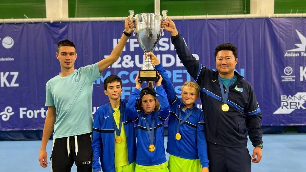 Қазақстандық жасөспірім теннисшілер алғаш рет Азия чемпионы атанды