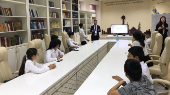 Фотография к новости: Жастардың көбі араб жазуының бәрі Құран кітап деп ойлайды - маман