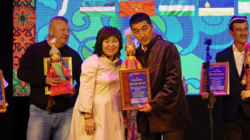 Фотография к новости: Ақтөбеде қуыршақ театрларының фестивалі өтті