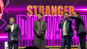 Фотография к новости: Қазақ тілінің қадірін ұмытпайық.  Димаш Құдайберген жанкүйерлерімен кездесуінде тіл мәселесін көтерді