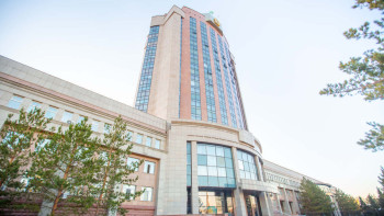 Фотография к новости: Қай тілде сауал жолданса, сол тілде жауап алады – ІІМ министрі