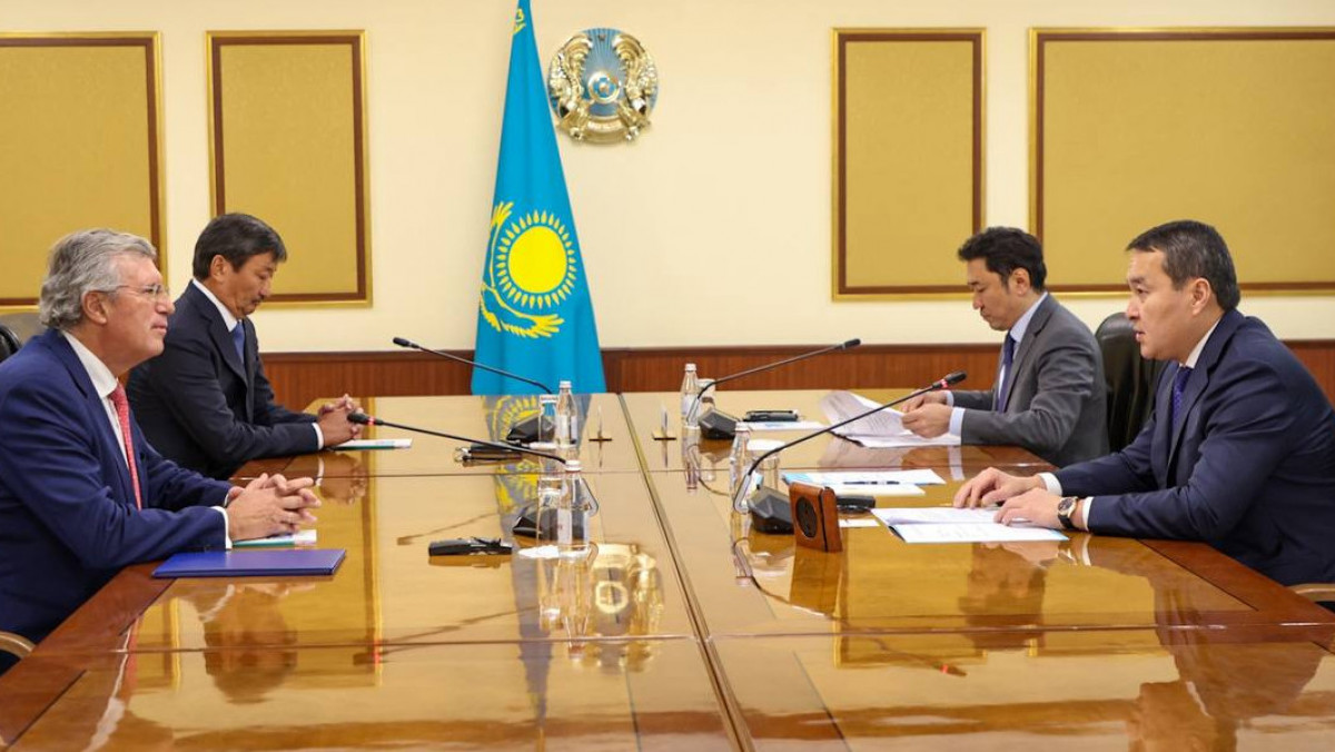 Әлихан Смайылов Дүниежүзілік мұнай кеңесінің президентімен кездесті