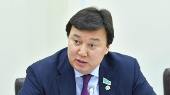 Фотография к новости: Бұл дәрігерлерді сақтандыруға бағытталған көптен күткен заң – Елеуов