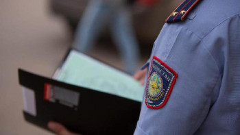 Фотография к новости: Қара жамылған ана әділдік іздейді