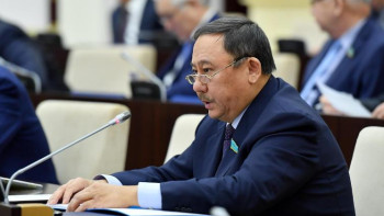 Фотография к новости: Талғат Мұсабаев Сенатта ерекше ұсыныс айтты