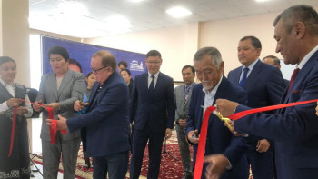 Фотография к новости: Көшпелі көрме: «Бай-қуатты болайық»