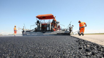 Фотография к новости: Тым қымбат. Министр ұзаққа созылған тасжол жұмысы қашан аяқталатынын айтты