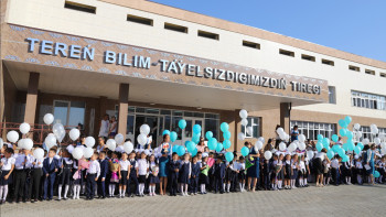 Фотография к новости: Білім саласы және Жолдау. Білімнен басталған жол - білімге тіреледі