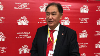 Фотография к новости: Жеңіске жетсек, зейнет жасын 58-ге дейін түсіреміз – Асылбеков