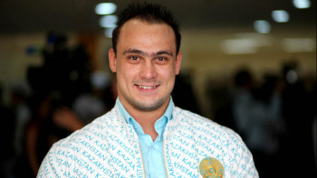 Фотография к новости: Сен «низкий поступок» жасадың. Ильин қазақша ақпарат алғысы келген журналиске осылай жауап қайтарған