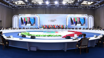 Фотография к новости: Экономикалық дағдарыста өмір сүріп жатырмыз – Тоқаев