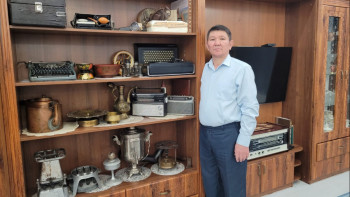 Фотография к новости: Елордада жәдігер жинауды хобби еткен азамат тұрады