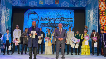 Фотография к новости: Арқалықта айтыс өтті дүркіреп