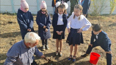 Павлодарда «Даңқ аллеясы» патриоттық-экологиялық акция өтті