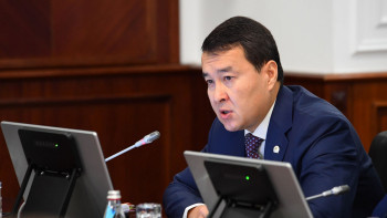 Фотография к новости: Смайылов Энергетика министрлігі мен «Самұрық-Қазына» қорына тапсырма берді