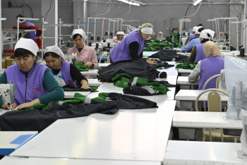 Фотография к новости: Ақтөбеде сұранысқа ие өнімдер шығарылады