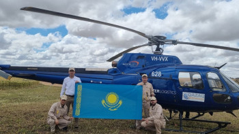 Фотография к новости: Қазақ геологтары алғаш рет Австралияда зерттеуге қатысып жатыр