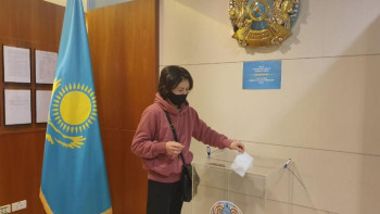 Фотография к новости: Сайлау-2022. Қытайда 3 сайлау учаскесі жұмыс істейді