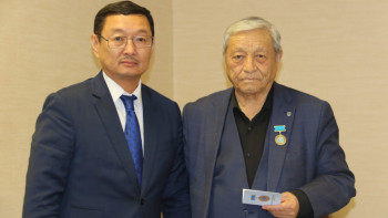 Фотография к новости: Геральдикалық зерттеулер орталығының ғалымдары мен мамандары марапатталды