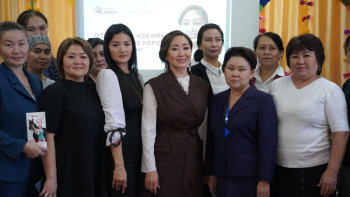 Фотография к новости: Қарақат Әбден тәулік бойы жұмыс істейтін балабақшалар ашу мәселесін көтерді