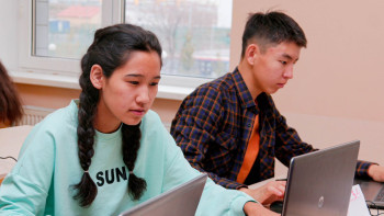 Фотография к новости: Ауыл оқушыларына арналған IQanat Hackathon жобасы басталды