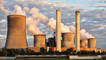 Фотография к новости: АЭС салынбаса саладағы ғылыми тоқырауға ұрынуымыз мүмкін - оқытушы