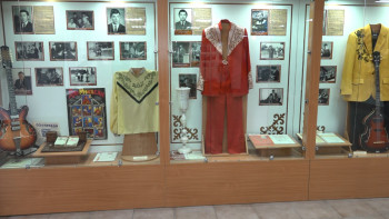 Фотография к новости: Студенттер аты аңызға айналған Дос-Мұқасан тобының тарихымен таныса алады