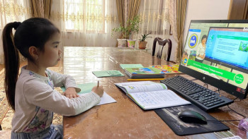 Фотография к новости: Тұмау эпидемиясы. ДСМ оқушылар қандай жағдайда онлайн оқытуға көшетінін айтты