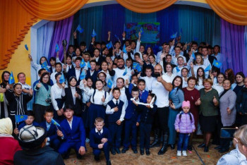 Фотография к новости: Ауыл балаларына спорттық құрал-жабдықтар тарту етілді