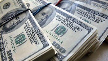 Фотография к новости: 80 мың доллар, 3,5 млн теңге. Алматылық интернет-алаяқтарға алданып қалды