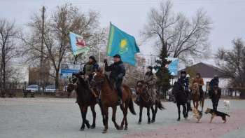 Фотография к новости: БҚО-да «Қасиетті жерлерге тағзым» атты салт атты сапар басталды