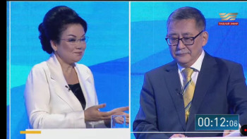 Фотография к новости: «Сіз кімсіз, Қажыкен мырза?» - Тұрсынбекова қарсыласының артында кім тұрғанын сұрады