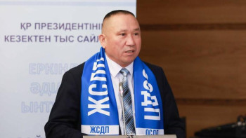 Фотография к новости: Ауылда тудың, бірақ ауыл үшін не істедің? Әуесбаев Дайрабаевтың сұрағына жауап берді