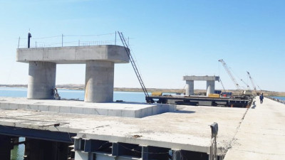 Ертіс өзені арқылы өтетін жаңа көпірдің құрылысы 2023 жылы аяқталады