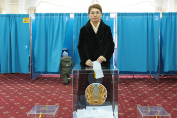 Фотография к новости: Балаева дауыс беруге неліктен түстен кейін келгенін түсіндірді