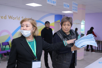 Биылғы сайлауда байқаушылар арасында бәсекелестік көрген жоқпын – төрайым учаске жұмысын қорытындылады