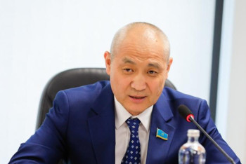 Фотография к новости: Өңір басшылығына жаңа адамдар келмей өзгеріс болмайды – Жаңбыршин